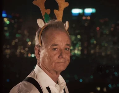 Miniatura: "A Very Murray Christmas". Bill Murray i...