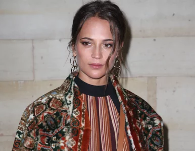 Miniatura: Alicia Vikander i Oliver Assayas robią...