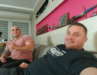 Miniatura: Uczestnik „Gogglebox” został ojcem....