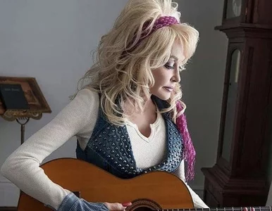 Miniatura: Netflix i Dolly Parton łączą siły. W 2019...