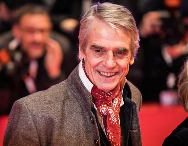 Miniatura: Jeremy Irons w nowym filmie Netfliksa. To...